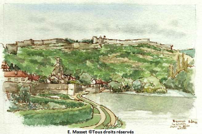 Les rives du Doubs à Besançon (Franche Comté).En haut, la citadelle. Mai 1999.